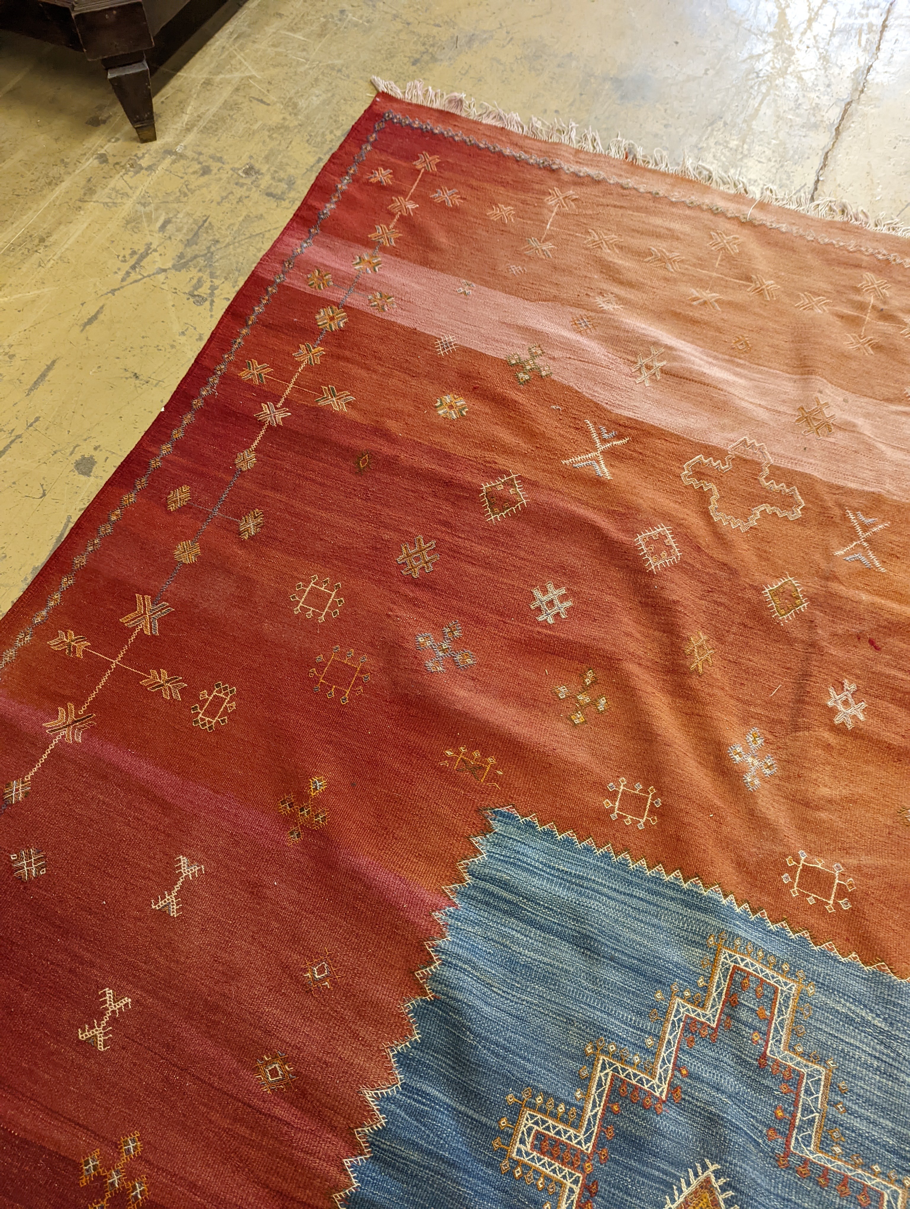 A Gabbah Kelim red ground carpet, 300 x 200cm